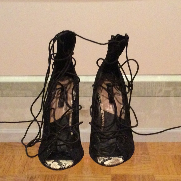 Zara Shoes - Zara wedge heels